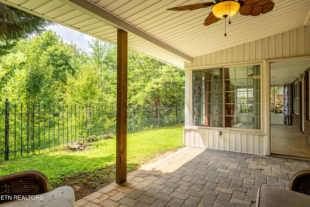 4242 Rare Earth Drive, Knoxville, TN 37938