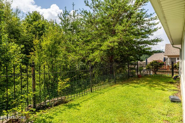 4242 Rare Earth Drive, Knoxville, TN 37938