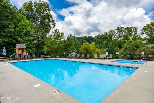 4242 Rare Earth Drive, Knoxville, TN 37938