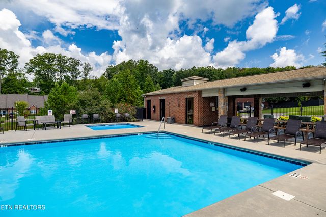 4242 Rare Earth Drive, Knoxville, TN 37938