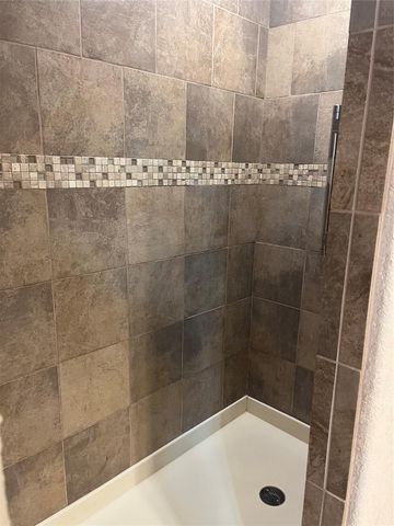 1022 Cardinal Drive, Richwood, TX 77566