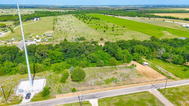 1612 Wilson Road, Waxahachie, TX 75165
