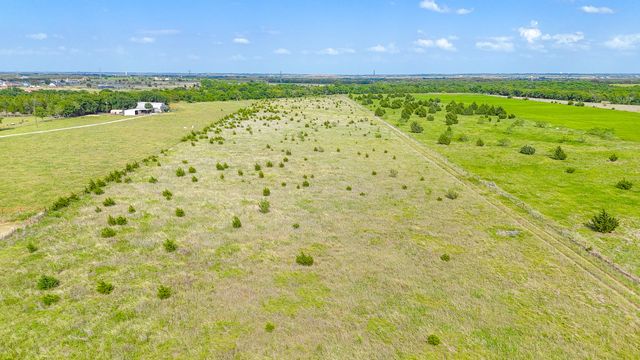 1612 Wilson Road, Waxahachie, TX 75165