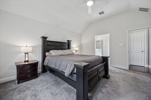 511 Ranchwood Drive, Justin, TX 76247