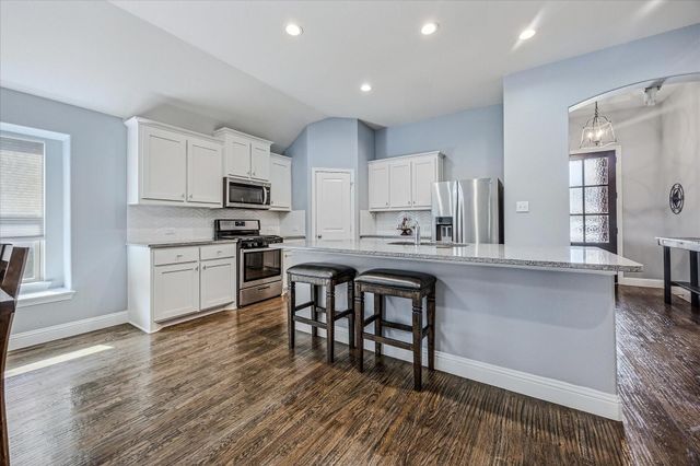 511 Ranchwood Drive, Justin, TX 76247