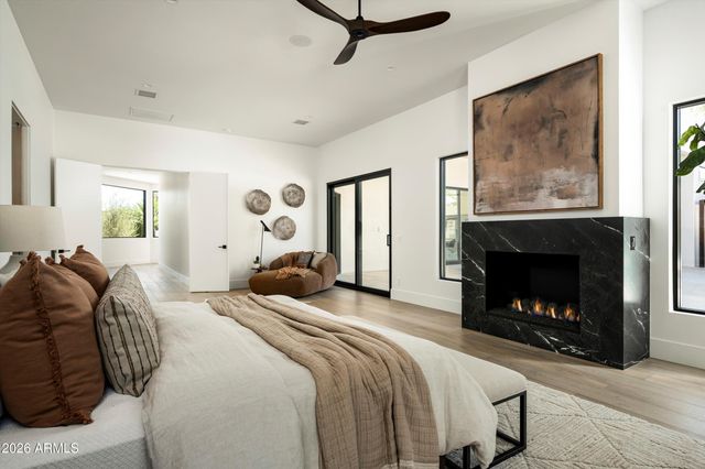 6748 E BERNEIL Lane, Paradise Valley, AZ 85253