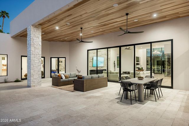 6748 E BERNEIL Lane, Paradise Valley, AZ 85253