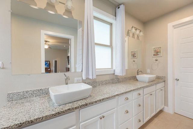 3301 Rockhurst LN, Austin, TX 78723