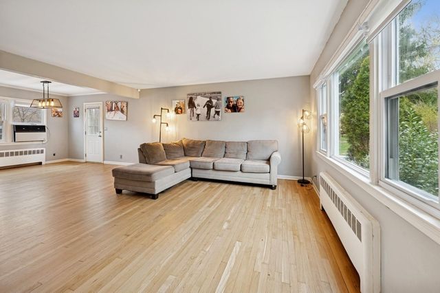 1164 Dobbs Ferry Road, White Plains, NY 10607