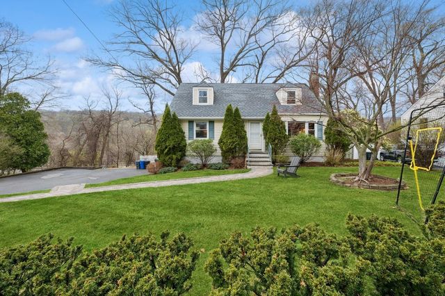 1164 Dobbs Ferry Road, White Plains, NY 10607