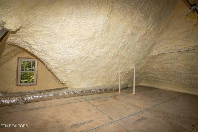 115 Roane St, Oliver Springs, TN 37840