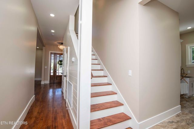 115 Roane St, Oliver Springs, TN 37840