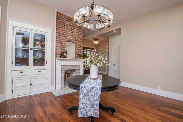 115 Roane St, Oliver Springs, TN 37840