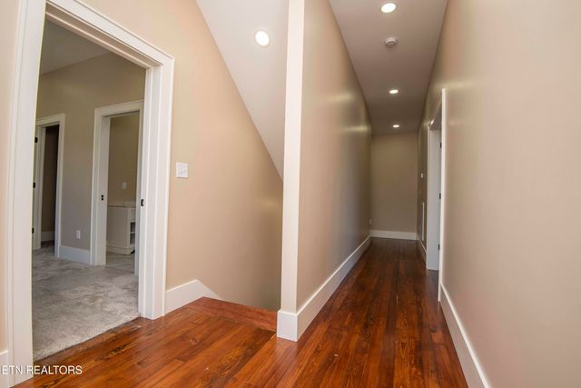 115 Roane St, Oliver Springs, TN 37840