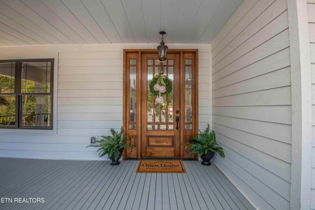 115 Roane St, Oliver Springs, TN 37840