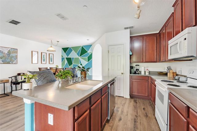 6003 APOLLOS CORNER WAY, Orlando, FL 32829