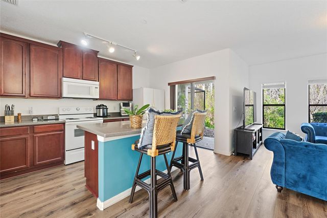 6003 APOLLOS CORNER WAY, Orlando, FL 32829