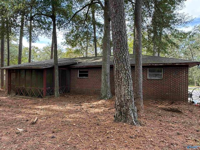 208 Riverside Drive, Gadsden, AL 35903