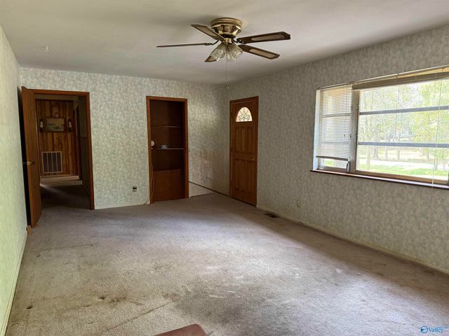 208 Riverside Drive, Gadsden, AL 35903