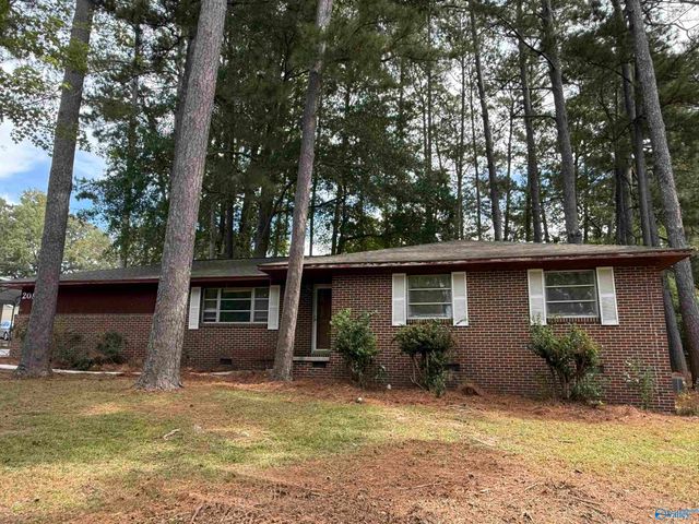 208 Riverside Drive, Gadsden, AL 35903