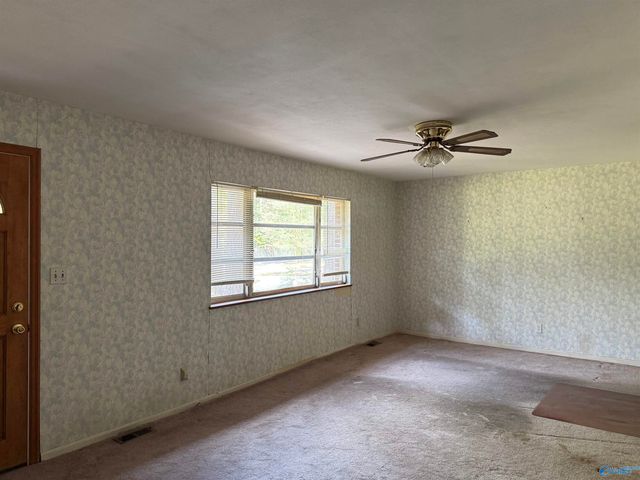 208 Riverside Drive, Gadsden, AL 35903