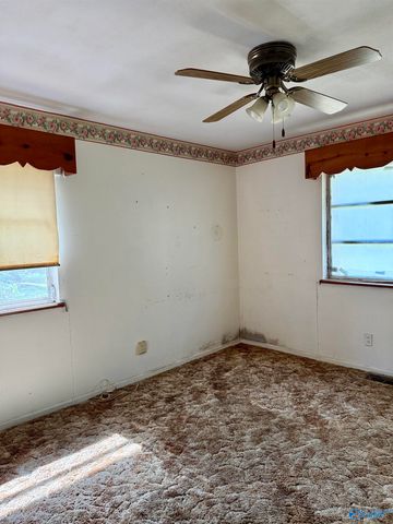 208 Riverside Drive, Gadsden, AL 35903