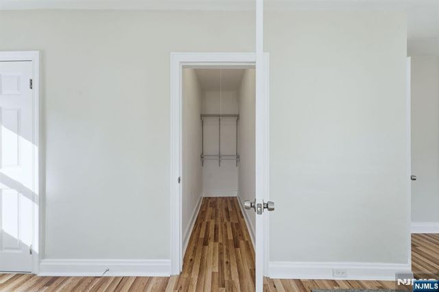 33 Midland Avenue, East Orange, NJ 07017