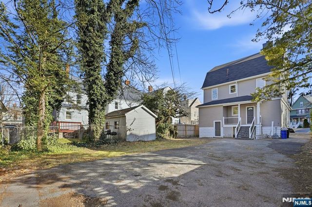 33 Midland Avenue, East Orange, NJ 07017