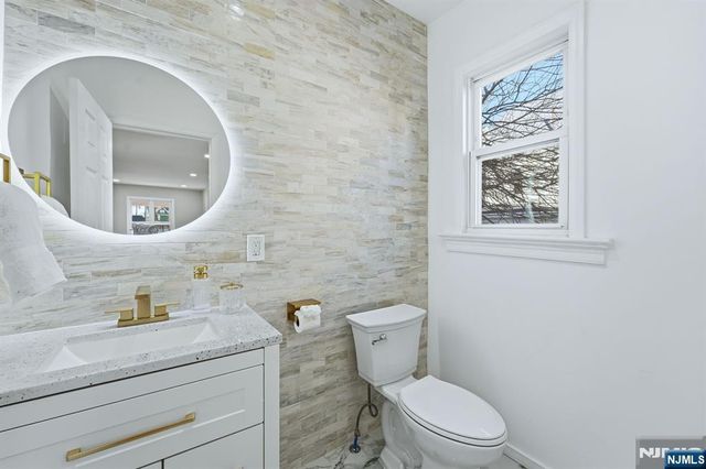 33 Midland Avenue, East Orange, NJ 07017