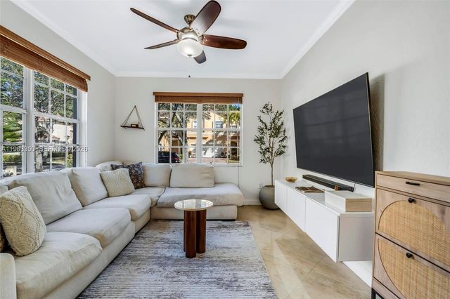 12464 SW 42nd St, Miramar, FL 33027