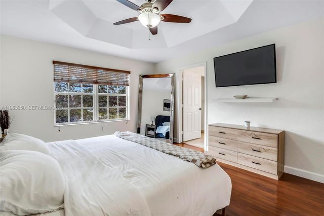 12464 SW 42nd St, Miramar, FL 33027