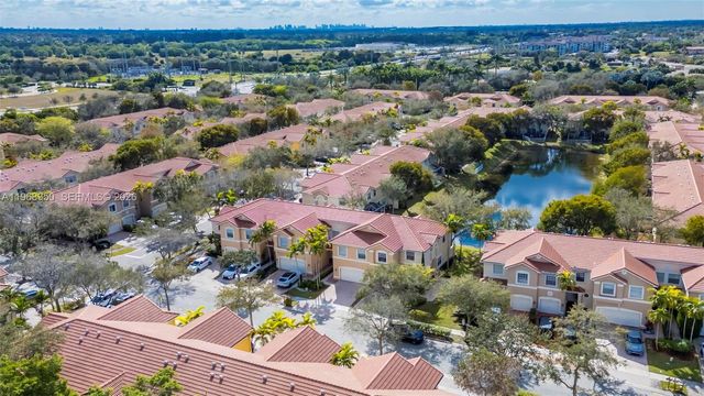 12464 SW 42nd St, Miramar, FL 33027