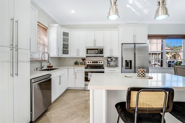 12464 SW 42nd St, Miramar, FL 33027