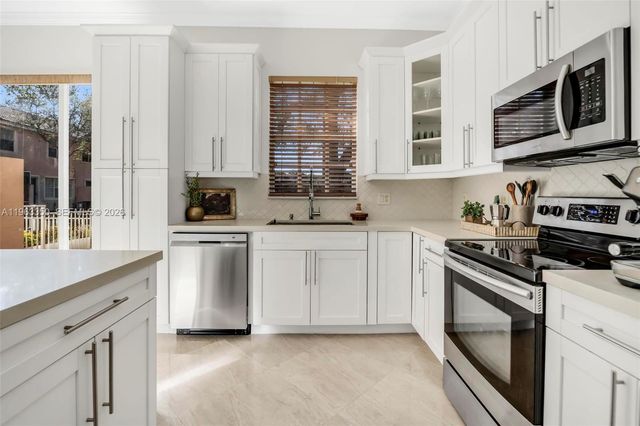 12464 SW 42nd St, Miramar, FL 33027