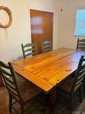 7 Chicago, Little Rock, AR 72206