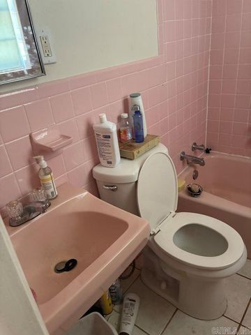 7 Chicago, Little Rock, AR 72206