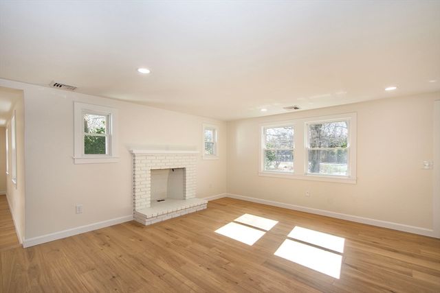 1066 Millstone Rd, Brewster, MA 02631