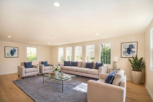 1066 Millstone Rd, Brewster, MA 02631