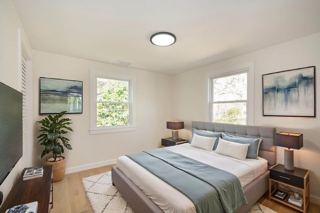 1066 Millstone Rd, Brewster, MA 02631