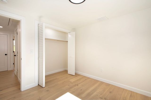 1066 Millstone Rd, Brewster, MA 02631