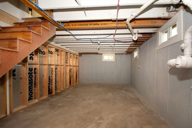 1066 Millstone Rd, Brewster, MA 02631