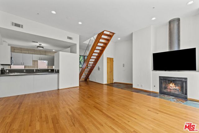 343 Rennie Avenue 7, Venice, CA 90291