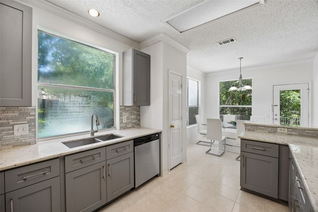 2401 Pinehurst Court, Highland Village, TX 75077