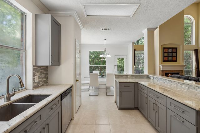2401 Pinehurst Court, Highland Village, TX 75077