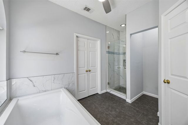 2401 Pinehurst Court, Highland Village, TX 75077