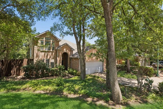 2401 Pinehurst Court, Highland Village, TX 75077