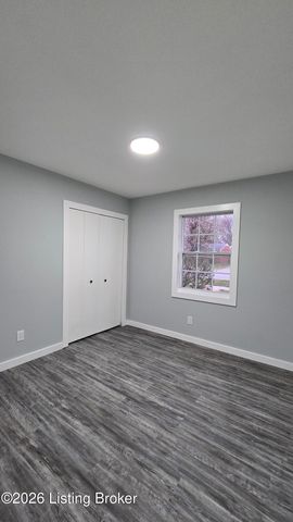 3708 Tuesday Way, Louisville, KY 40219