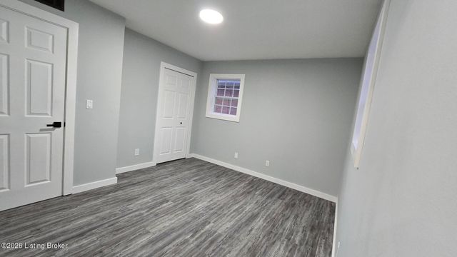 3708 Tuesday Way, Louisville, KY 40219