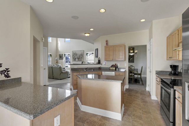 151 Whittington Place, Etna, OH 43062