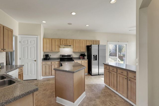 151 Whittington Place, Etna, OH 43062